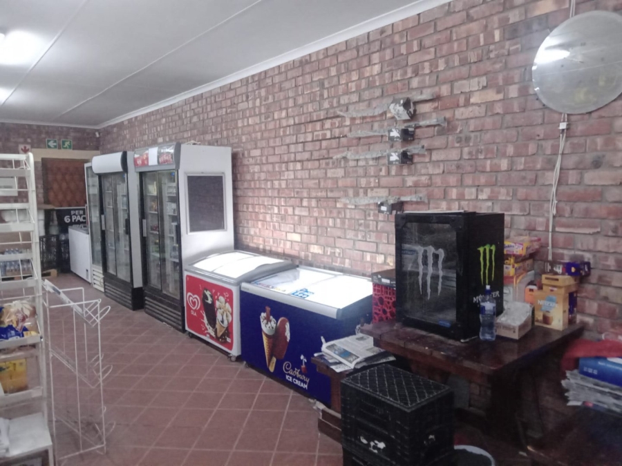 Commercial Property for Sale in Paradise Beach Eastern Cape